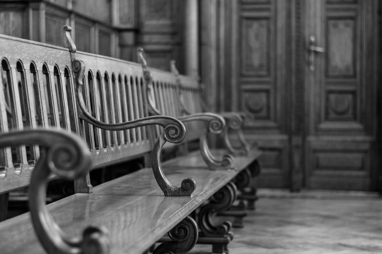 bírósági székek